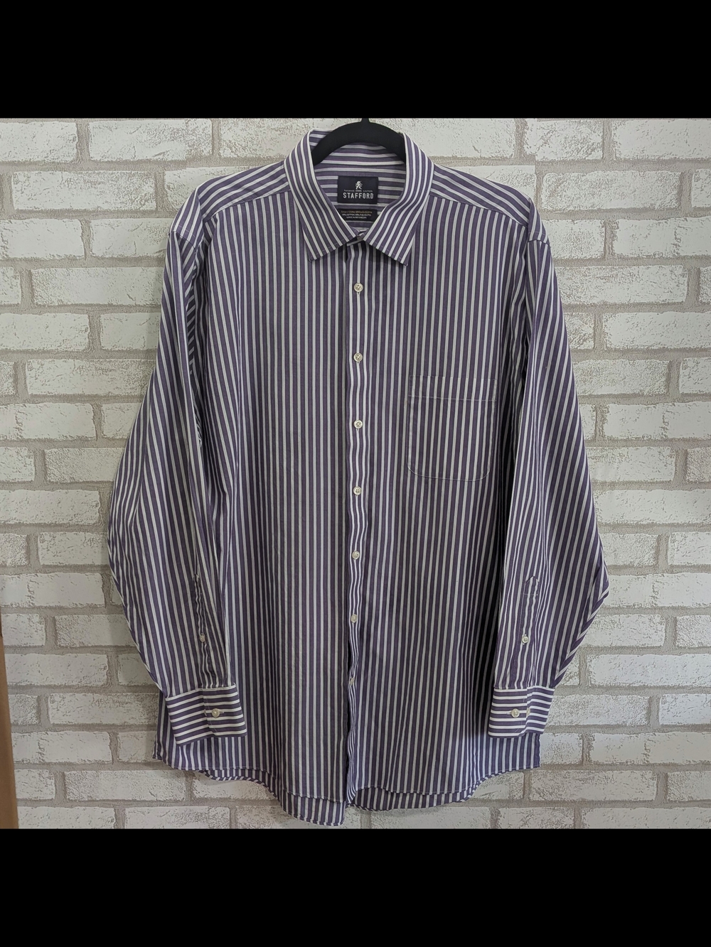 Stafford Easy Care Broadcloth Dress Shirt Regular Fit Size 17 Purple Striped